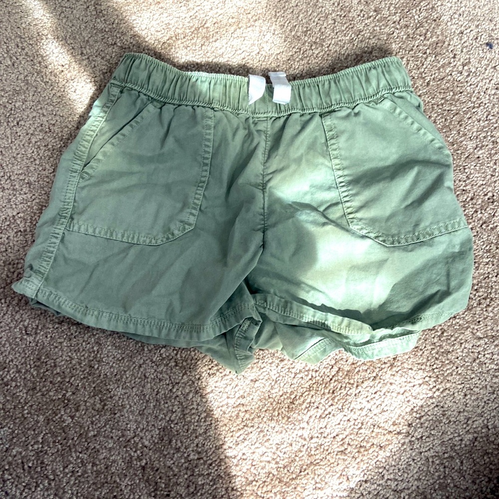 Vineyard vines casual shorts